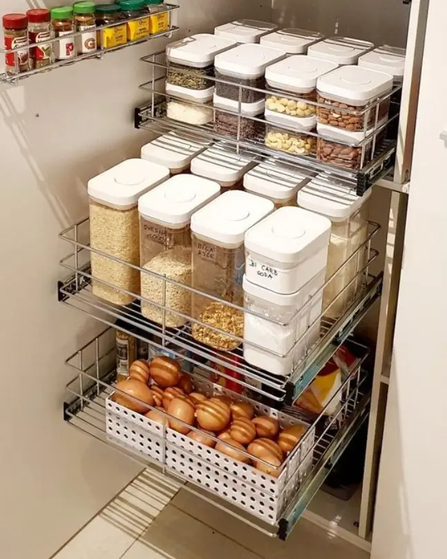 Smart Kitchen shelves